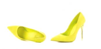Светло зелене ципеле: креирајте успешне лукове
